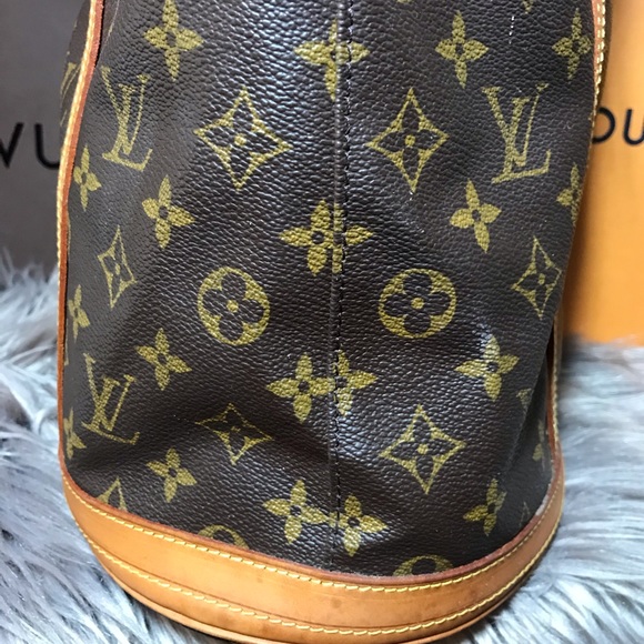 ❌Sold!Authentic Louis Vuitton Bucket GM #AR0957 - Picture 14 of 14